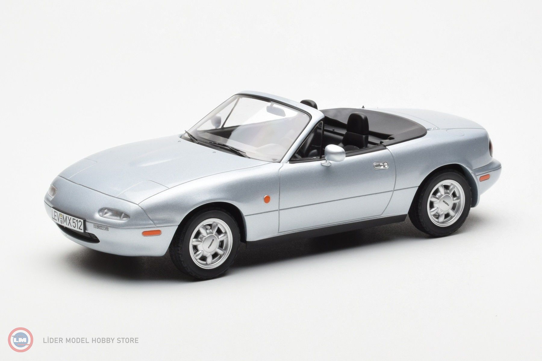 1:18 Norev 1989 Mazda MX-5 Miata