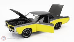 1:18 1966 Pontiac GTO Restomod