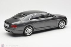 1:18 Kyosho 2013 Bentley Flying Spur W12
