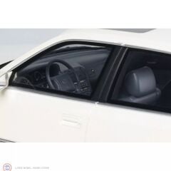 1:18 Otto 1992 Lexus LS 400 Diamond White Pearl