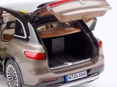 1:18 2024 Mercedes Benz Maybach EQS Z296