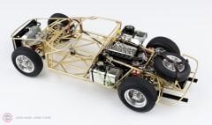 1:18 Ferrari 250 LM Rolling Chassis + Car Body in SHOWCASE