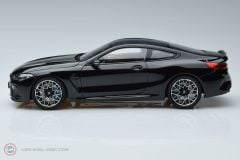 1:18 Minichamps 2020 BMW M8 COUPE