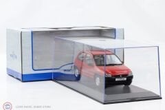1:18 MCG 1993 Opel Corsa B
