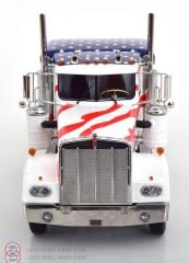 1:18 Road Kings 1977 Kenworth W900 Stars & Stripes