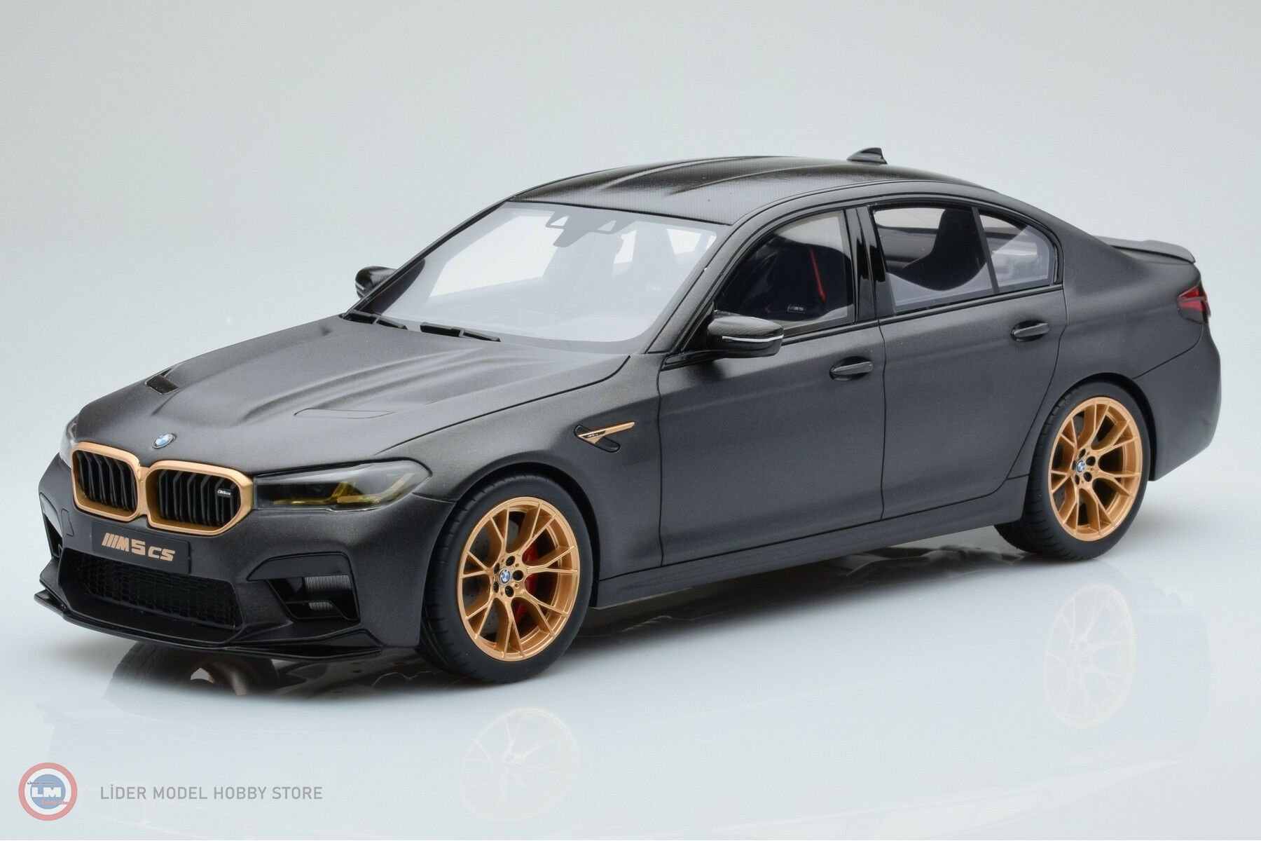 1:18 2021 BMW M5 CS (F90)