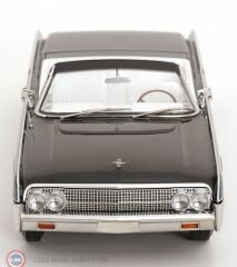 1:18 KK Scale 1963 Lincoln Continental Convertible Bad Boys
