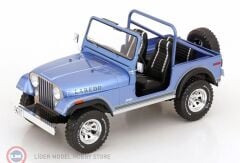 1:18 MCG 1976 Jeep CJ-7 Laredo