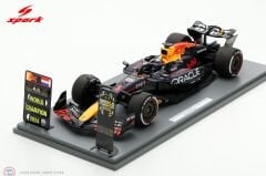 1:18 Spark Oracle Red Bull Racing RB20 #1 Oracle Red Bull Racing 2024 Formula 1 Drivers' Champion