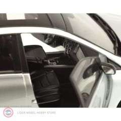 1:18 2018 Mercedes Benz B-Class W247