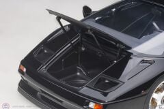 1:18 Autoart Lamborghini Diablo SV-R (Deep Black)