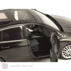 1:18 2018 Mercedes Benz B-Class W247