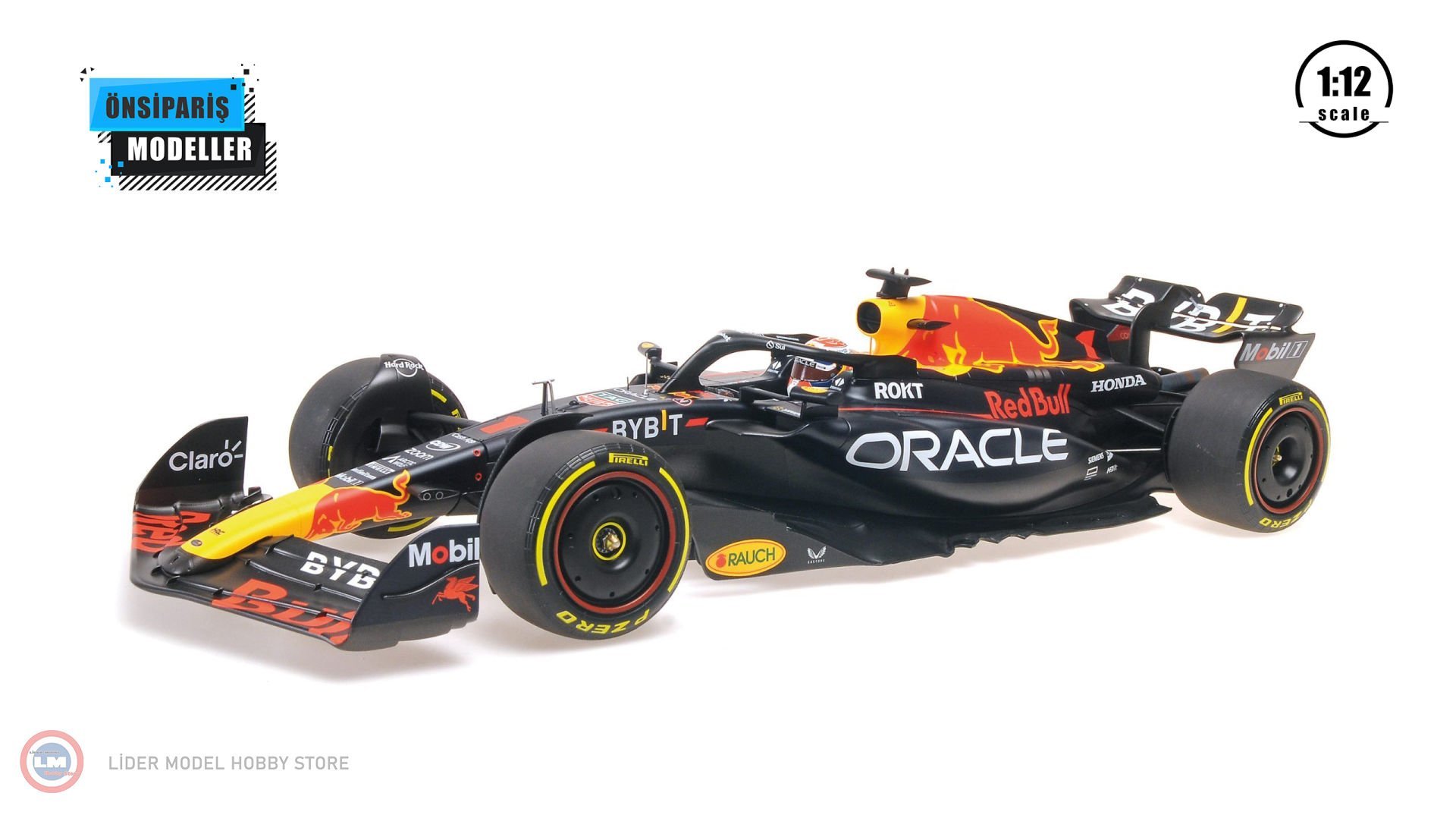 1:12 2023 Red Bull Racing Honda RB19 M. Verstappen 2nd Qatar Sprint Race + Showcase
