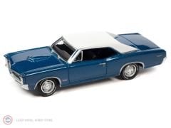 1:64 1966 Pontiac GTO Barrier