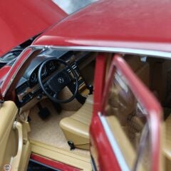 1:18 Norev 1979 Mercedes Benz 350 SEL Middle Red
