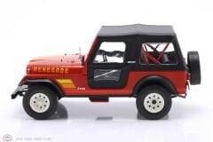 1:24 WhiteBox 1980 Jeep CJ-7 Renegade
