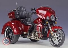 1:12 Maisto 2021 Harley-Davidson CVO Tri Glide