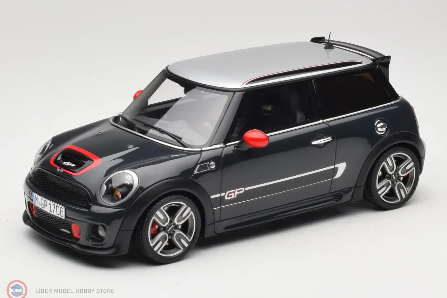 1:18 OTTO 2012 Mini Cooper JCW GP2 R56 Thunder Grey Metallic