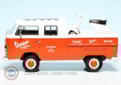 1:43 Schuco 1962 Volkswagen T2 DOUBLE CABINE PICK-UP 1962 WITH VESPA GS