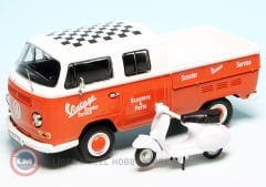 1:43 Schuco 1962 Volkswagen T2 DOUBLE CABINE PICK-UP 1962 WITH VESPA GS