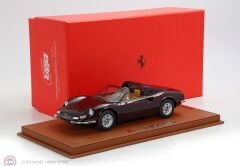 1:18 BBR 1972 Ferrari Dino 246 GTS Vinaccia + Showcase