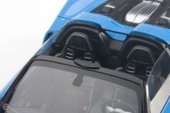 1:18 2013 Porsche 918 Spyder Weissach Package (Riviera Blue)