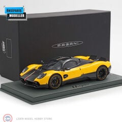 1:18 BBR Pagani Utopia Giallo Ginevra Carbon Fiber Opened Rear Wings + Showcase