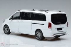 1:18 Paudi Mercedes Benz V Class Viano V260L