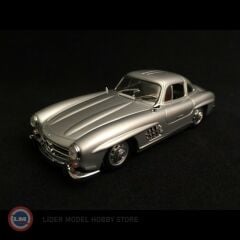 1:43 Maxichamps 1955 Mercedes Benz 300 SL (W198 I)