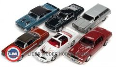 1:64 1977 Pontiac Firebird Trans Am  Cameo