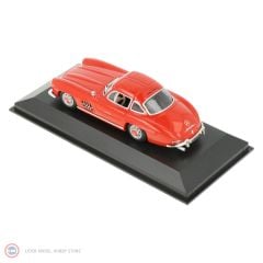 1:43 Maxichamps 1955 Mercedes Benz 300 SL (W198 I)