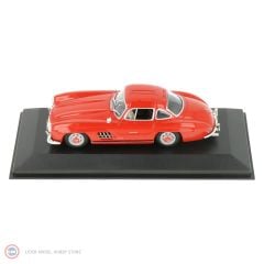 1:43 Maxichamps 1955 Mercedes Benz 300 SL (W198 I)