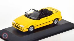 1:43 Maxichamps 1991 Renault 19 Cabriolet