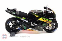 1:18 2016 Yamaha YZR-M1 MONSTER #44 YAMAHA TECH3 Motosiklet