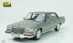 1:18 MCG 1982 Cadillac Fleetwood Brougham - Grey