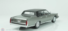 1:18 MCG 1982 Cadillac Fleetwood Brougham - Grey