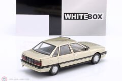1:24 WhiteBox 1986 Renault 21