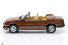 1:24 WhiteBox 1985 Opel Ascona C Cabriolet