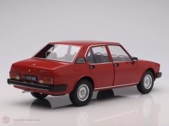 1:18 1978 Alfa Romeo Alfetta Berlina 2000L