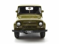 1:24 1965 Uaz 469 Soft Top Closed