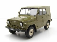 1:24 1965 Uaz 469 Soft Top Closed