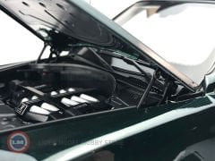 1:18 Keng Fai Rolls Royce Cullinan English Green