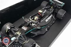1:18 2023 Mercedes Benz AMG  #44 PETRONAS FORMULA ONE TEAM F1 W14 - LEWIS HAMILTON
