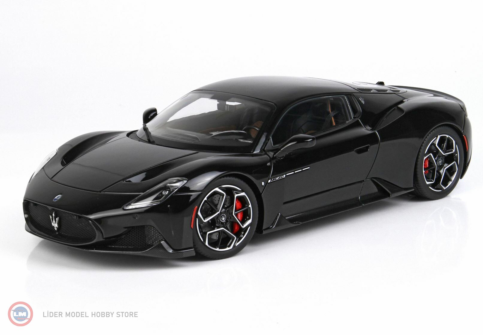 1:18 Maserati MC20 Black Enigma