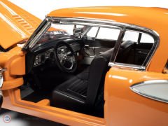 1:18 1957 Studebaker Golden Hawk