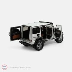 1:18 NZG 2023 Mercedes Benz G Class G63 AMG 4x4 Opalith White
