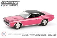1:64 Greenlight 1970 Plymouth Cuba in Moulin Rouge