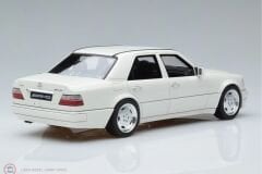 1:18 GT Spirit 1994 Mercedes Benz E Class E60 AMG W124