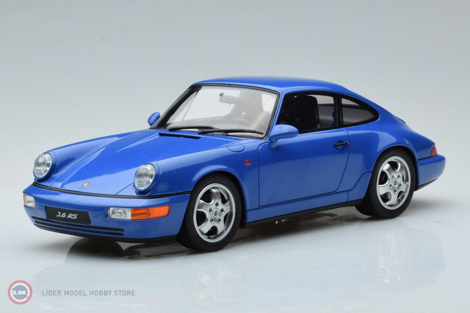 1:18 1992 Porsche 911 (964) Carrera RS