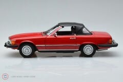 1:18 1979 Mercedes Benz 450SL R107 (US version)